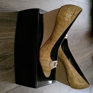 9.5M off-white Alfani